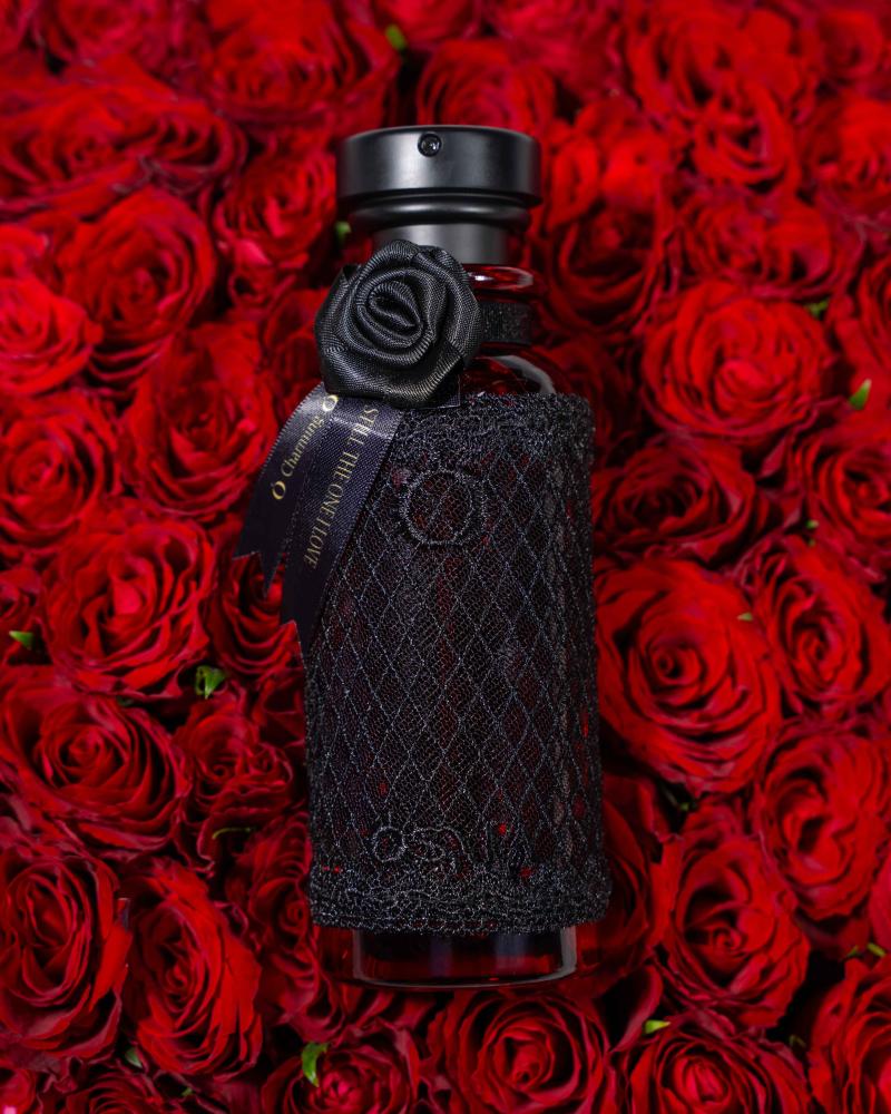 Charming by Osma Perfumes – romantyczne perfumy damskie z nutami kwiatów i wanilii