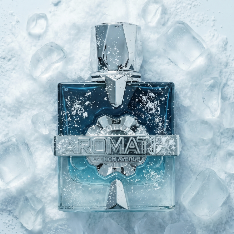 Aromatix Frostbite Extrait de Parfum 100ml – perfumy unisex drzewno-aromatyczne w niebieskim flakonie